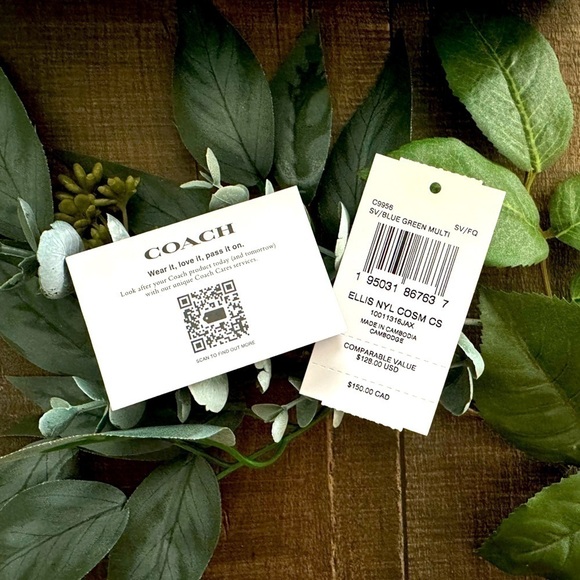 Coach Bag Cosmetic NWT - Picture 7 of 7